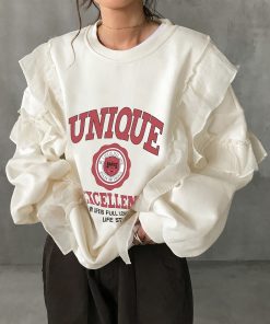 1pc Women's Polyester Crew Neck Sweatshirt with Contrast Lace Detail, Unique Letter Print Long Sleeve Knit Fabric Top for All Seasons - For Women - Suitable for Casual Wear, Spring, Summer, Autumn, Winter - Perfect Gift for Fashionable Women